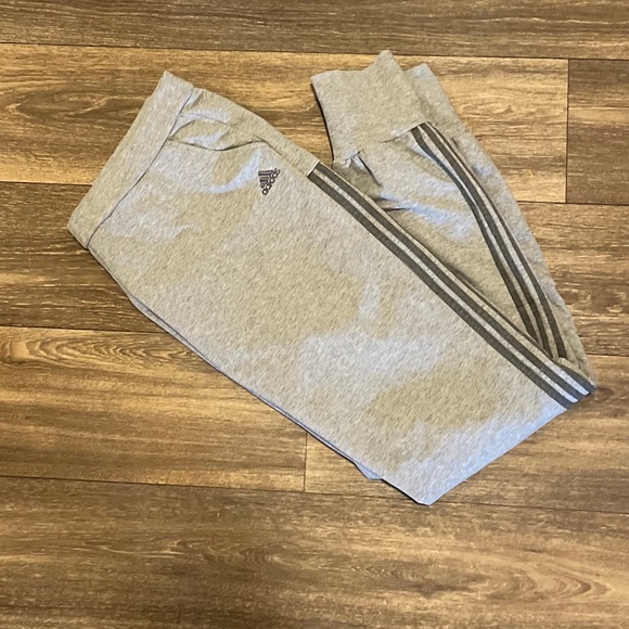 adidas Pants - 🦋 Adidas grey jogger